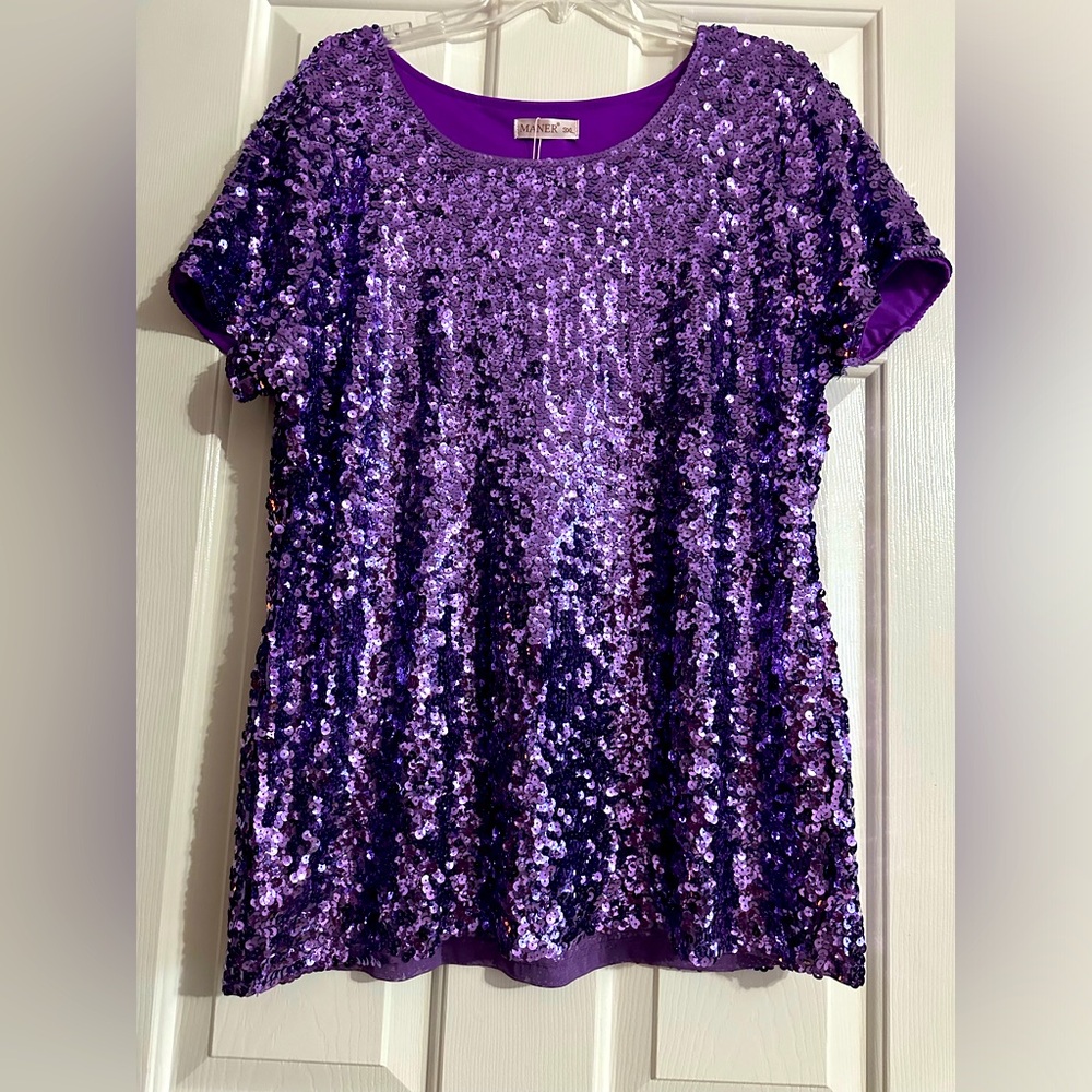 Women’s Dress Top, Sequence